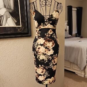 Windsor  Floral Midi Dress